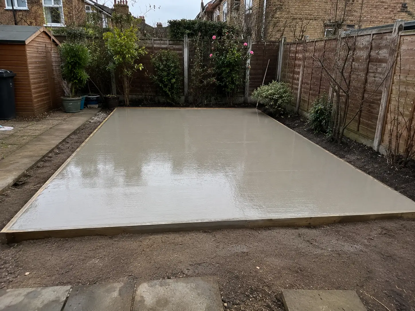 Concrete base installation for large building
